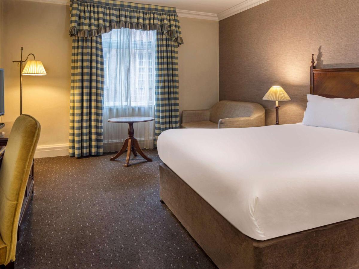 Winchester Wessex Hotel By Sunday Экстерьер фото