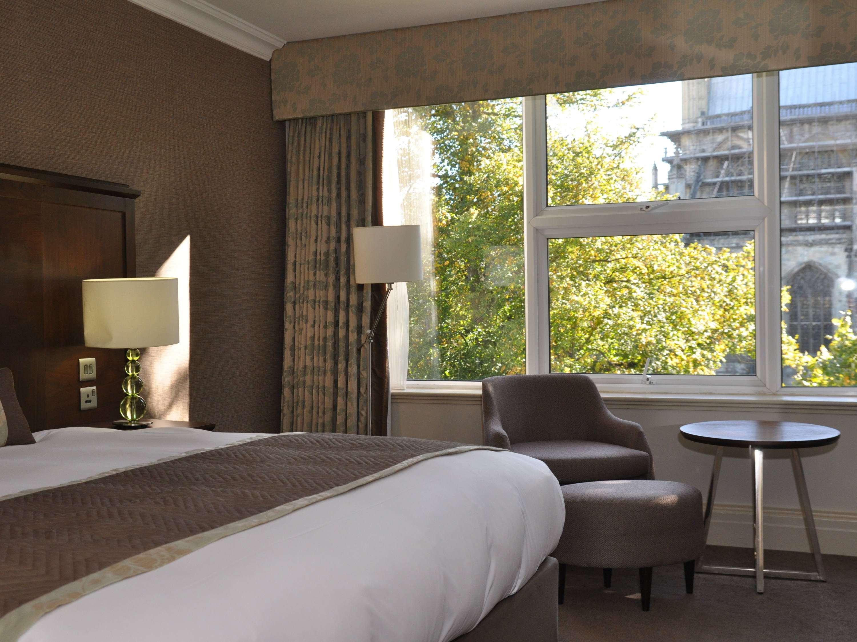 Winchester Wessex Hotel By Sunday Экстерьер фото
